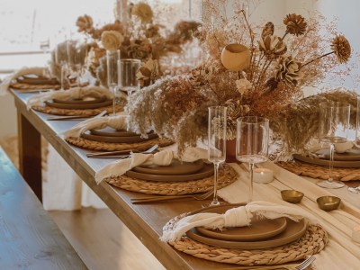 How to style Rustic Elegant Table with Dried Bouquets