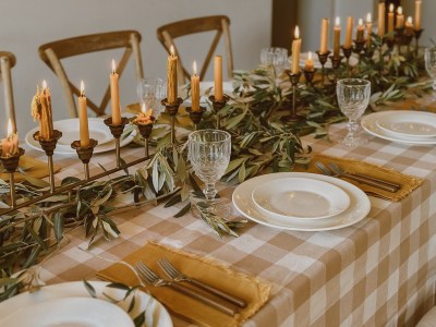 Rustic Classic Creme Plead Table